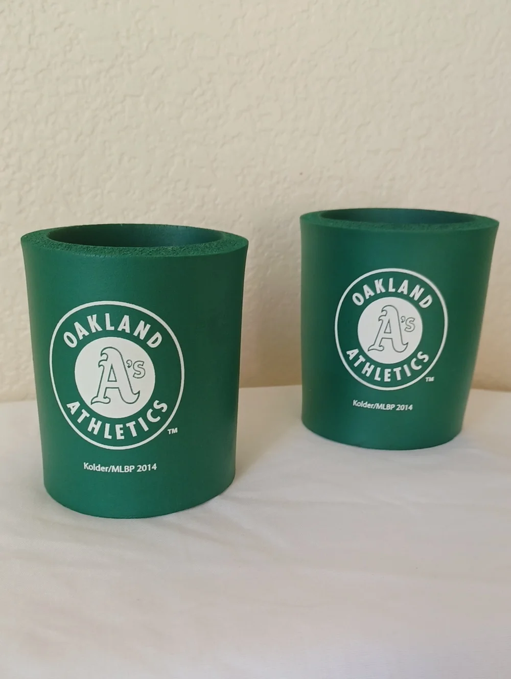 SET OF 2 Oakland Athletics Official Kolder Can Sleeve Koozies Neoprene MLBP 2014